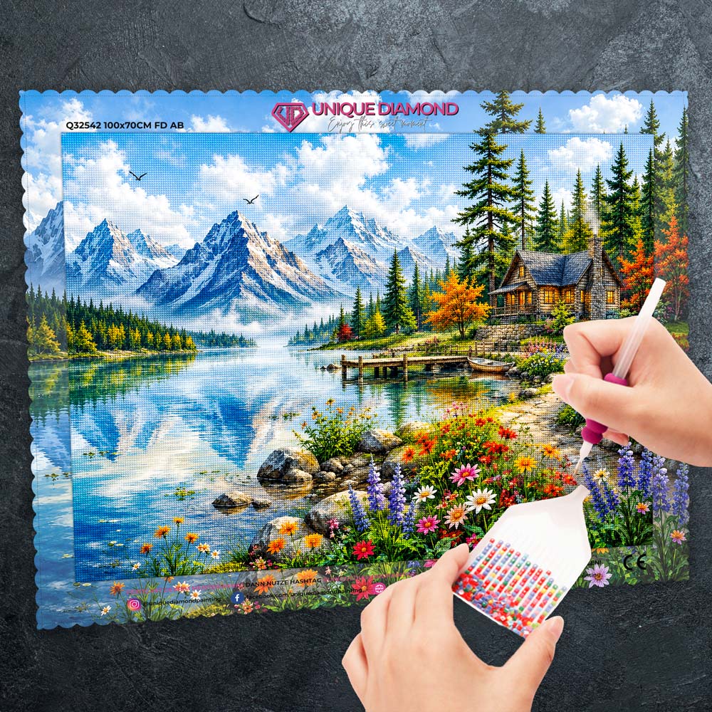 5D Diamond Painting – Berghütte am Kristallsee
