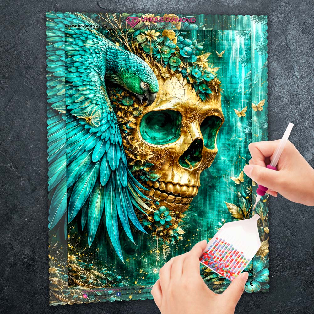 5D Diamond Painting – Emerald Skull Guardian