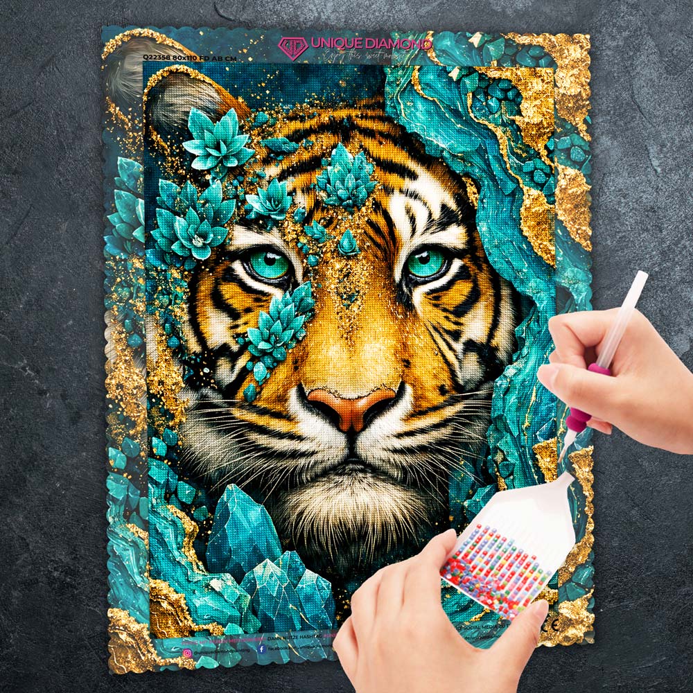 5D Diamond Painting – Emerald Tiger Spirit