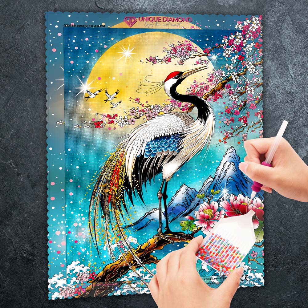 5D Diamond Painting – Mondkranich der Blütenberge