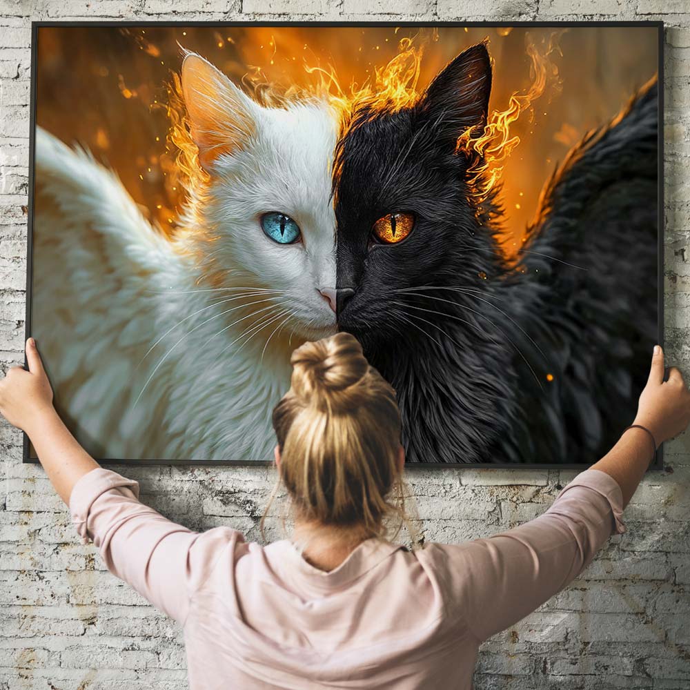 5D Diamond Painting – Engel und Dämon: Die zwei Seiten der Katze Unique-Diamond
