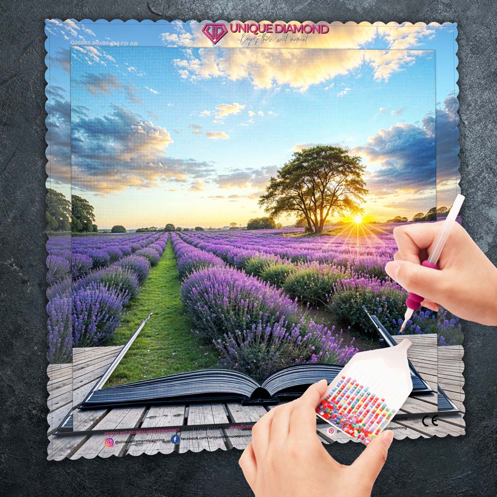 5D Diamond Painting – Lavendelwiese von Zauberbuch Unique-Diamond